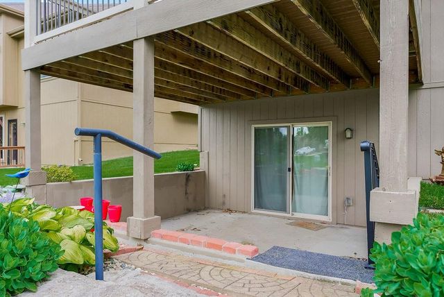 1422 Brompton Lane, Raymore, MO 64083