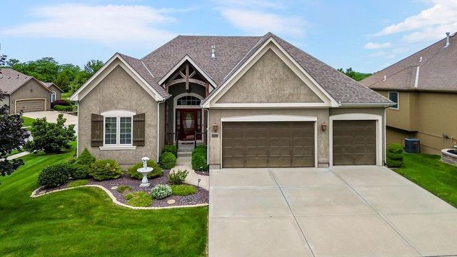 1422 Brompton Lane, Raymore, MO 64083