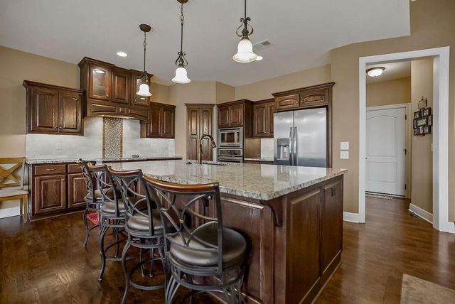 1422 Brompton Lane, Raymore, MO 64083
