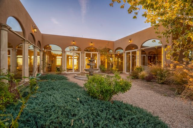243 Double Arrow Road, Santa Fe, NM 87505