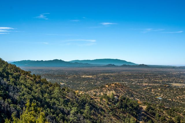 243 Double Arrow Road, Santa Fe, NM 87505