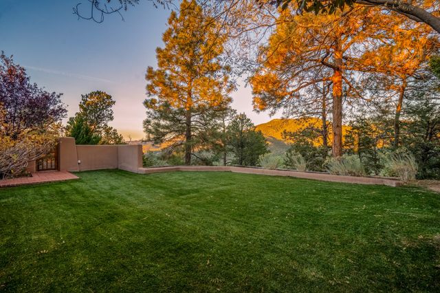 243 Double Arrow Road, Santa Fe, NM 87505