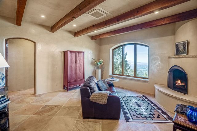 243 Double Arrow Road, Santa Fe, NM 87505