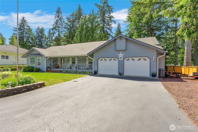 1530 E Old Ranch Road, Allyn, WA 98524