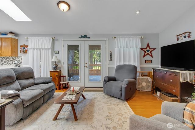 1530 E Old Ranch Road, Allyn, WA 98524