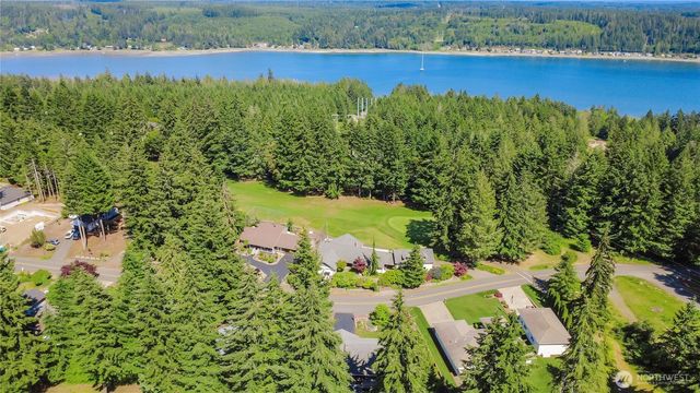 1530 E Old Ranch Road, Allyn, WA 98524