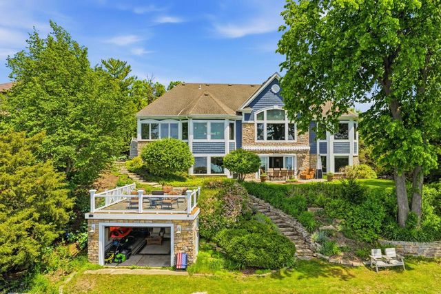 W334N5995 Road M, Nashotah, WI 53058