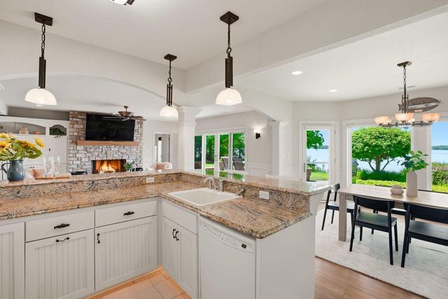 W334N5995 Road M, Nashotah, WI 53058