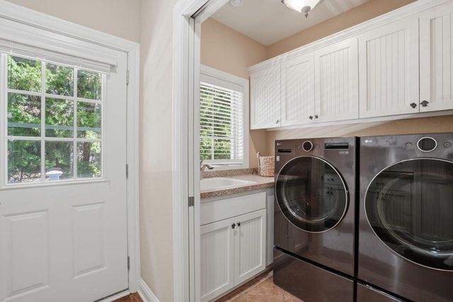 W334N5995 Road M, Nashotah, WI 53058