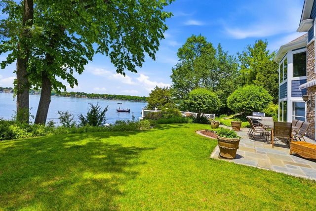 W334N5995 Road M, Nashotah, WI 53058