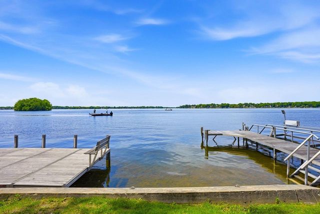 W334N5995 Road M, Nashotah, WI 53058
