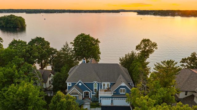 W334N5995 Road M, Nashotah, WI 53058