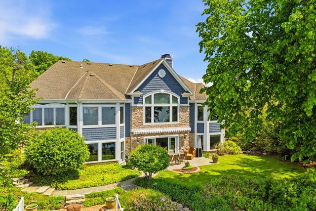 W334N5995 Road M, Nashotah, WI 53058
