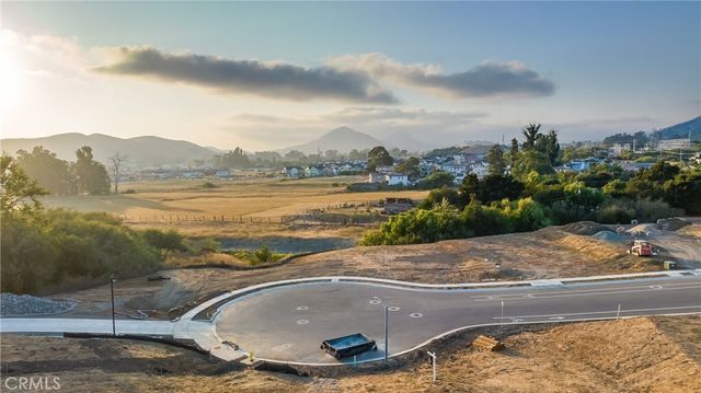 1426 Parsons, San Luis Obispo, CA 93401