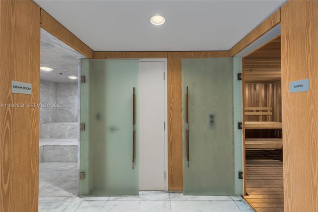 400 Sunny Isles Blvd 2008, Sunny Isles Beach, FL 33160