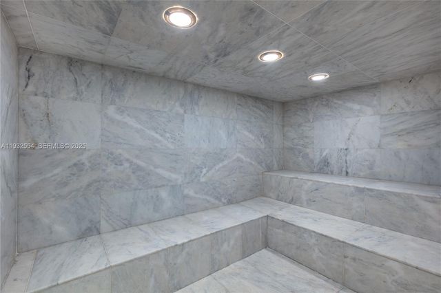 400 Sunny Isles Blvd 2008, Sunny Isles Beach, FL 33160