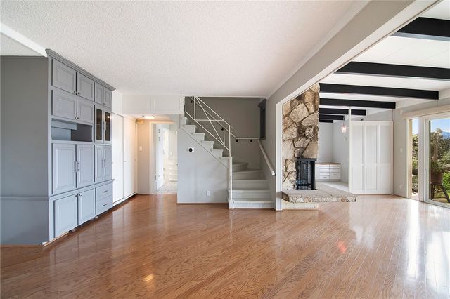 934 Highline, Glendale, CA 91205