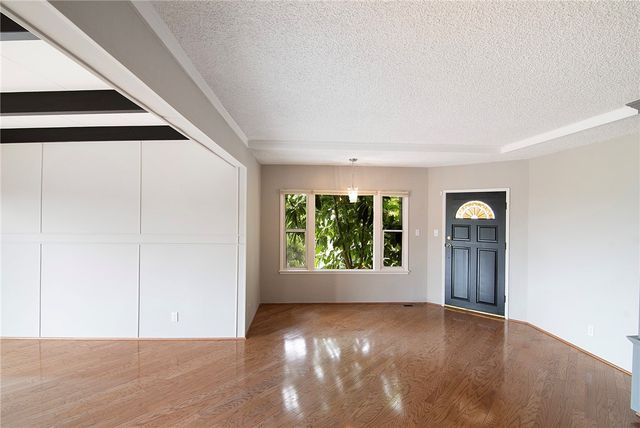 934 Highline, Glendale, CA 91205