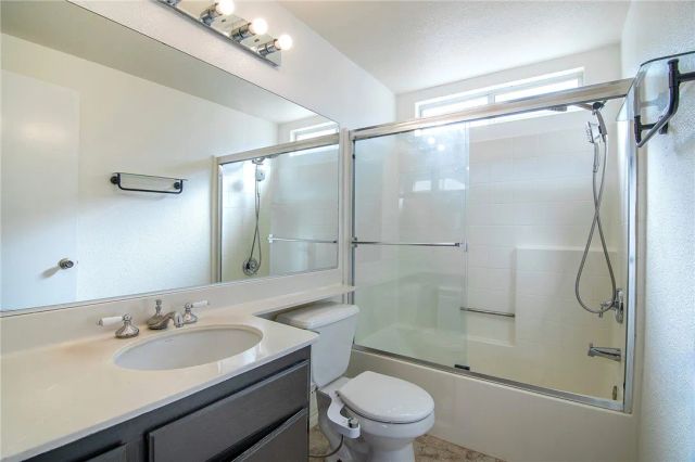 25126 Steinbeck Ave H, Stevenson Ranch, CA 91381