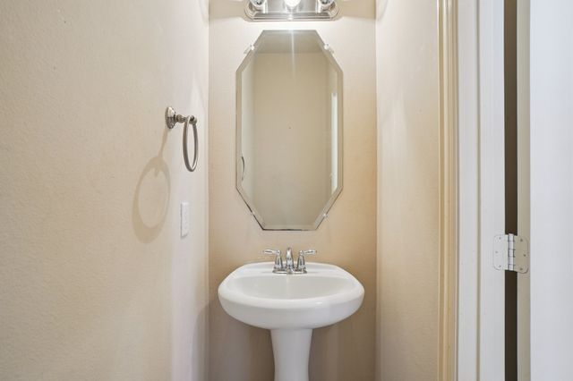 3400 Silver Creek Drive, Mesquite, TX 75181