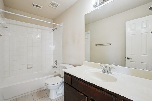 3400 Silver Creek Drive, Mesquite, TX 75181