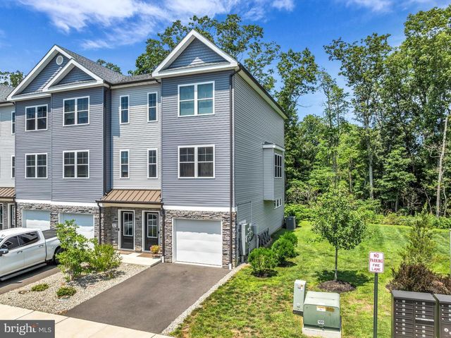 30 MILL CREEK CT, Bayville, NJ 08721