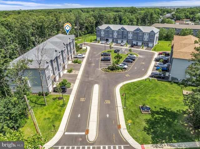 30 MILL CREEK CT, Bayville, NJ 08721