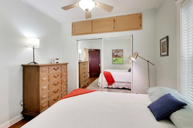 5637 N KENMORE Avenue 3, Chicago, IL 60660