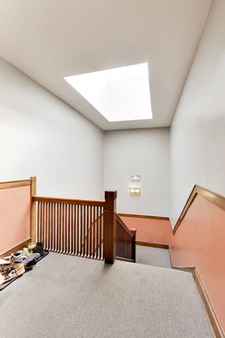 5637 N KENMORE Avenue 3, Chicago, IL 60660