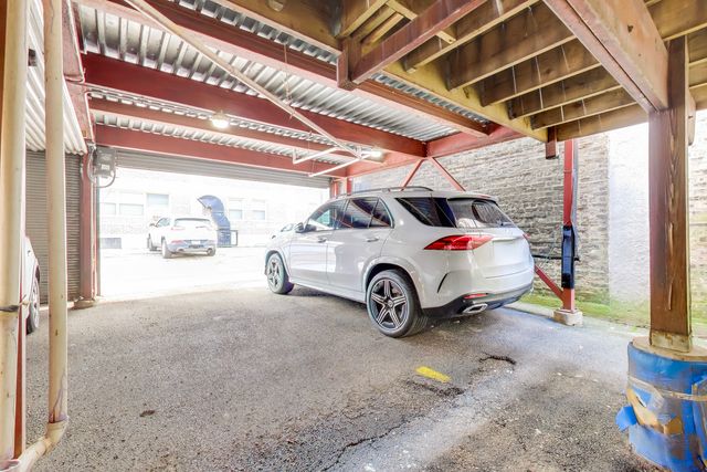 5637 N KENMORE Avenue 3, Chicago, IL 60660