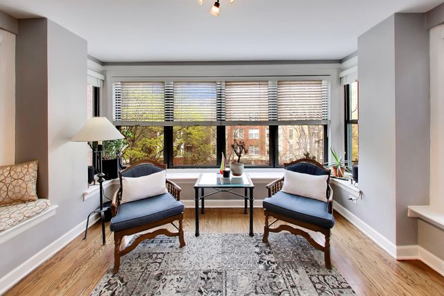 5637 N KENMORE Avenue 3, Chicago, IL 60660