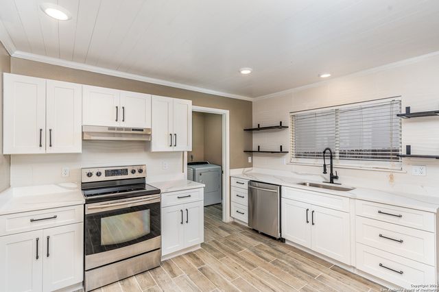 4543 Stradford, San Antonio, TX 78217