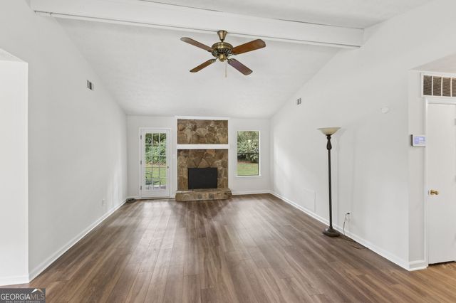 101 Valley Court, Stockbridge, GA 30281