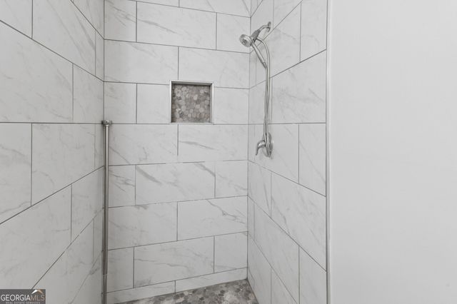101 Valley Court, Stockbridge, GA 30281