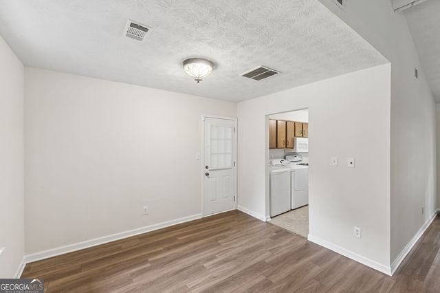 101 Valley Court, Stockbridge, GA 30281