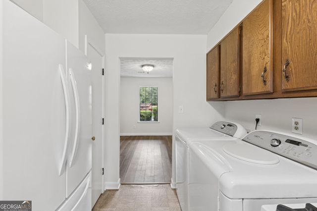 101 Valley Court, Stockbridge, GA 30281