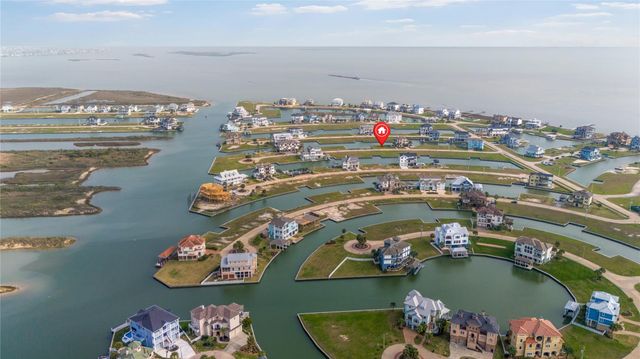 9 Ramrod, Hitchcock, TX 77563