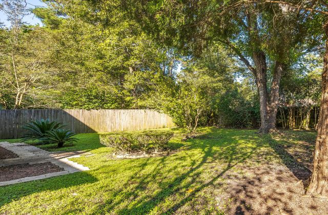 201 Pinewood Drive, Summerville, SC 29483