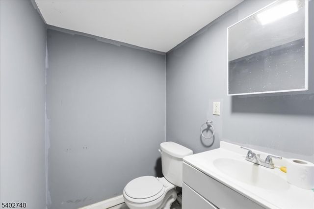 11 Meade St, West Orange Twp., NJ 07052