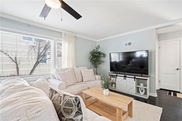 1113 W 25 Terrace S, Independence, MO 64052