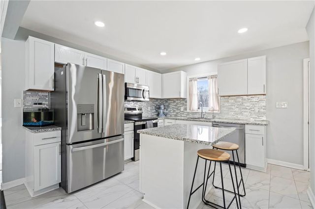 1113 W 25 Terrace S, Independence, MO 64052