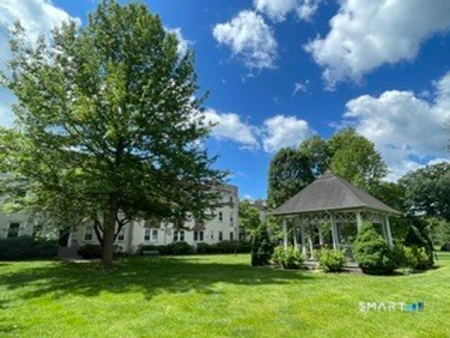 104 Summer Street 2A, Stamford, CT 06840
