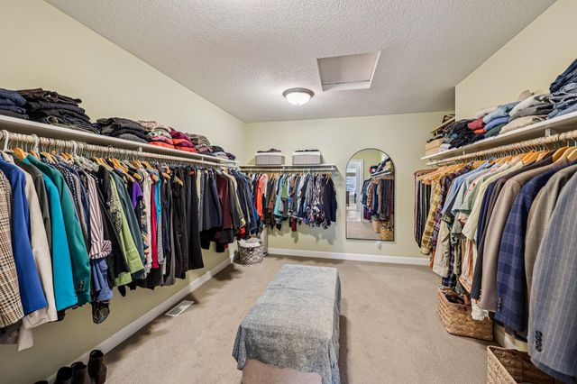 145 Cutacross Road, Golden Valley, MN 55422