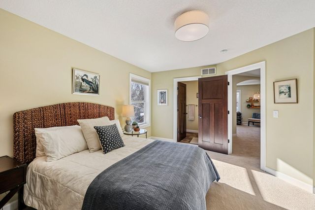 145 Cutacross Road, Golden Valley, MN 55422