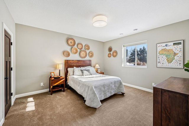 145 Cutacross Road, Golden Valley, MN 55422