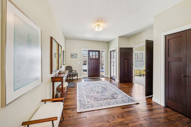 145 Cutacross Road, Golden Valley, MN 55422