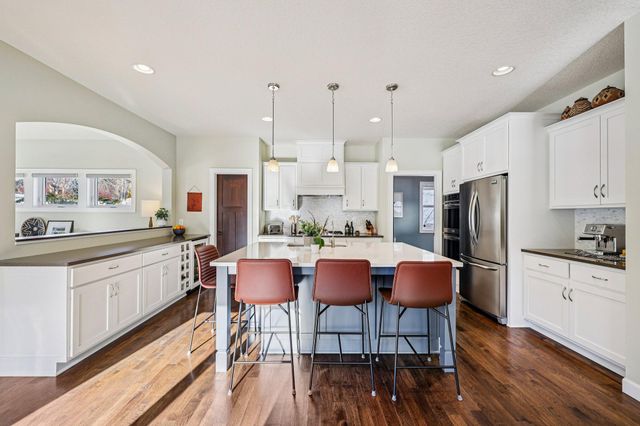 145 Cutacross Road, Golden Valley, MN 55422