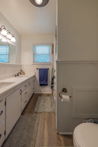 203 S Neal Street, Prairie Grove, AR 72753