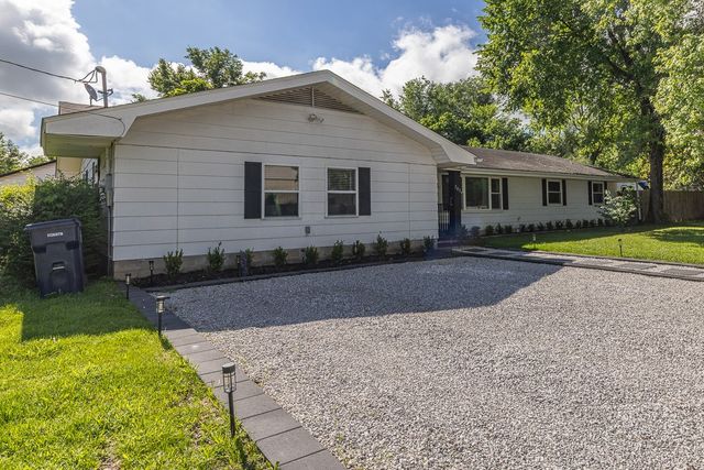 203 S Neal Street, Prairie Grove, AR 72753