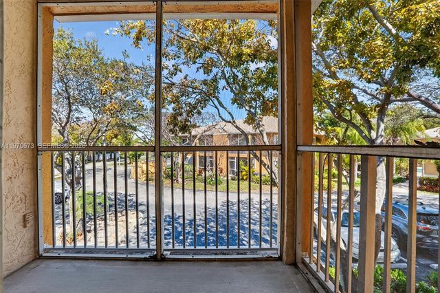 401 SE 10th St B207, Dania Beach, FL 33004